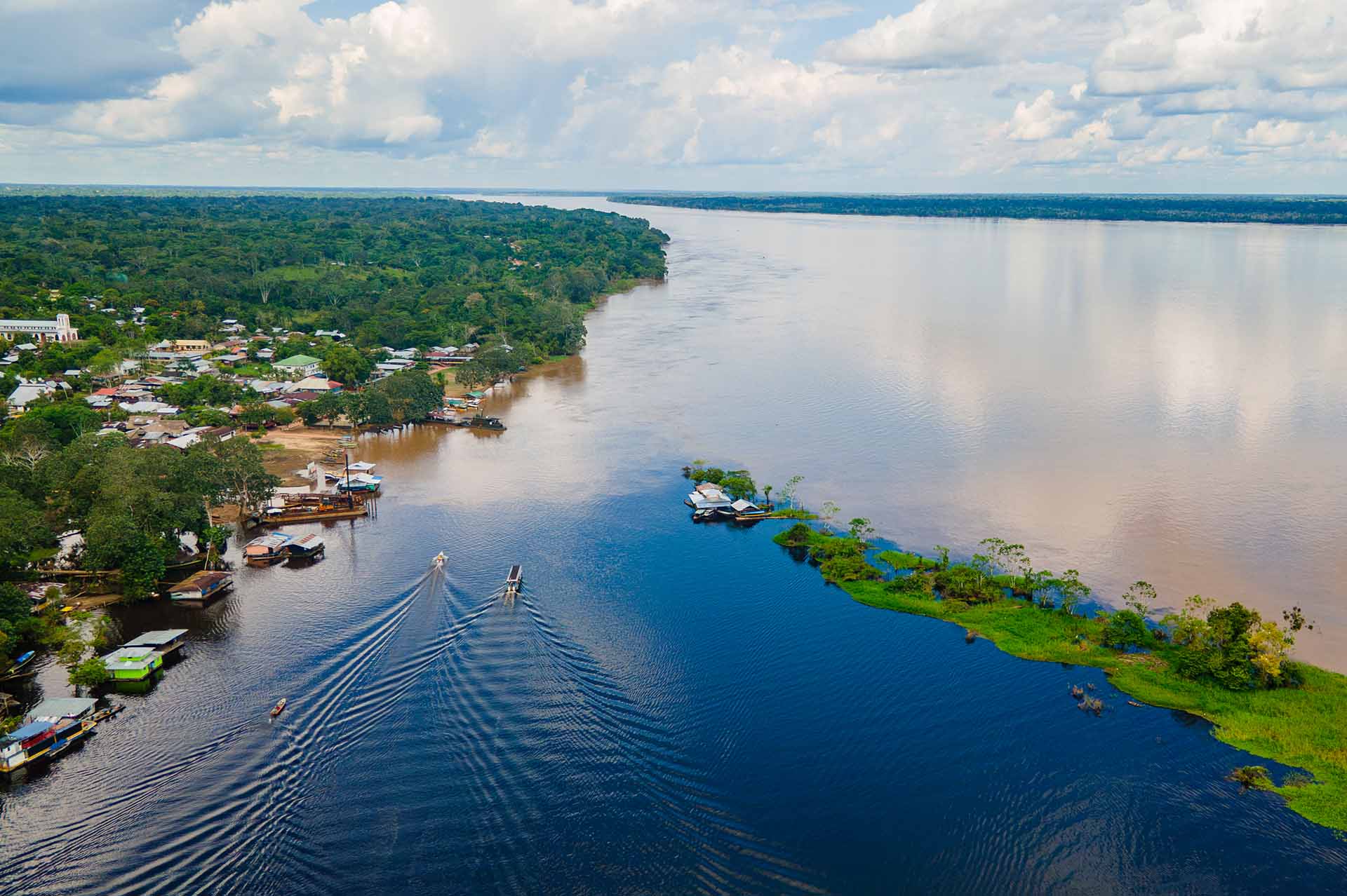 Río Amazonas cerca de Leticia